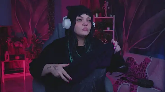 MaryHarrys online show from January 16, 8:27 pm