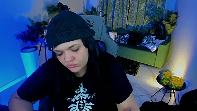 MaryHarrys online show from October 10, 8:47 pm