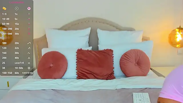 MilaMour online show from October 16, 7:49 pm