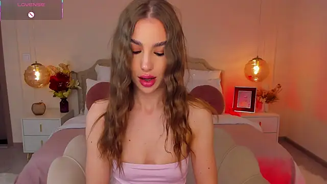 MilaMour online show from May 13, 7:19 pm