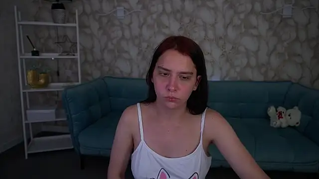 LiviaShy online show from May 15, 7:05 pm