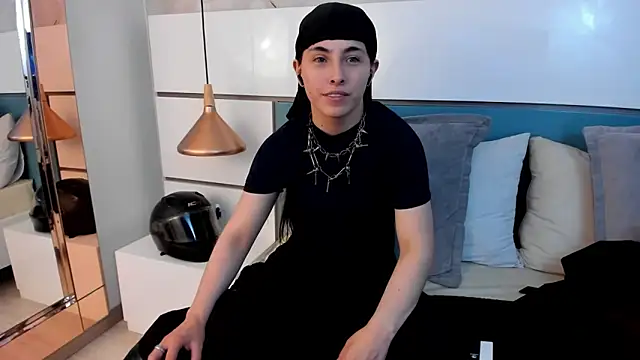 Ashkoreh online show from May 12, 8:37 pm