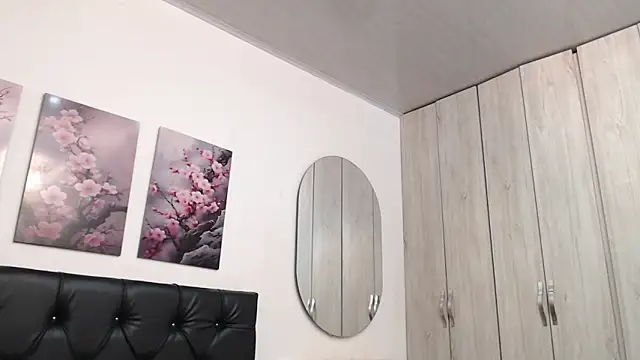 pinky f00x online show from May 23, 7:34 pm