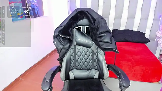 Adaara Rey online show from April 1, 7:44 pm