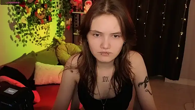 Dilara xBaby online show from May 9, 9:17 pm
