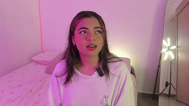 valy shyness online show from October 12, 12:24 am