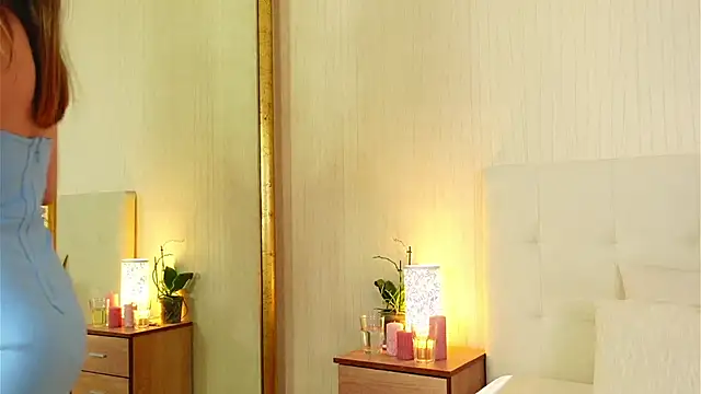 ZamphyraNightt online show from October 20, 1:30 am