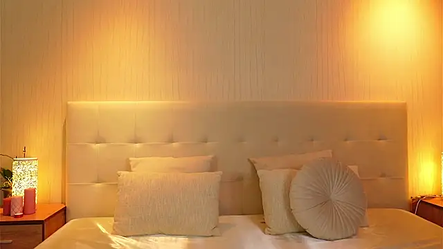 ZamphyraNightt online show from November 15, 12:55 am