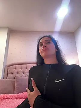 Bella  Wood online show from March 12, 8:44 pm