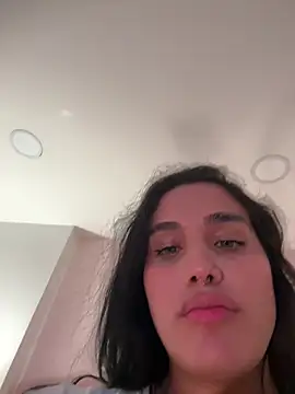 Bella  Wood online show from May 26, 10:42 pm