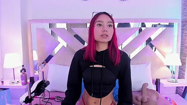 ximena vasquez8 online show from March 17, 6:06 am