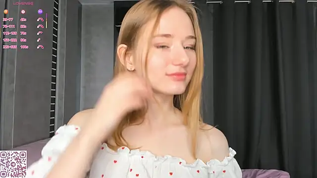 ElvinaRose online show from October 25, 3:47 am