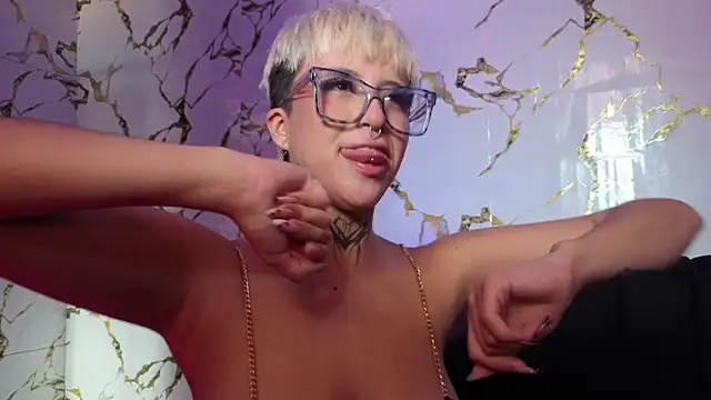 Rebeka-baker online show from March 26, 2:19 pm