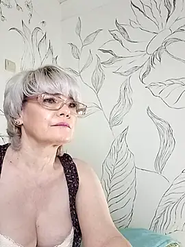 Catty Lady online show from March 27, 7:47 pm