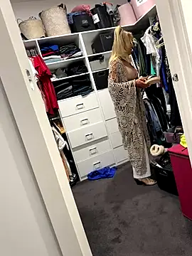 Reacher110565 online show from October 9, 10:52 am