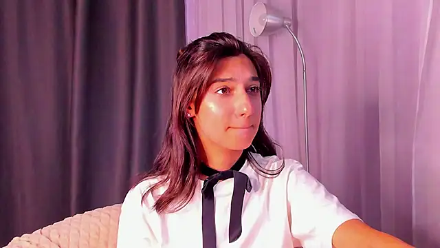 Elfy Rare  online show from October 11, 2:53 pm