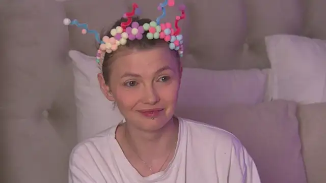 miamunn online show from July 18, 8:11 pm