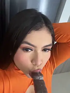 Skyy Angel online show from December 17, 10:14 pm