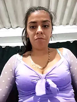 Snapshot of SharonDustLove chatting on October 1, 12:48 am SharonDustLove online show from October 1, 12:48 am