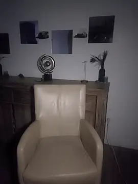 Foxy-Milfy online show from October 13, 1:52 am