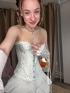 Naomi   Rias online show from October 31, 1:29 am