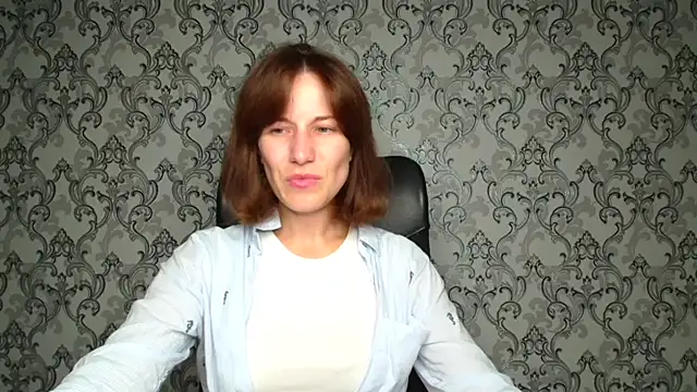 Kelly Kisss online show from October 30, 6:20 pm