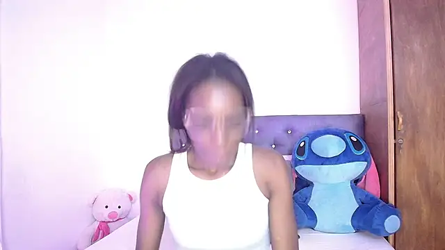 BryanaSmith21 online show from September 24, 9:47 pm