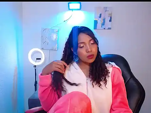 warisg   online show from April 4, 9:41 am