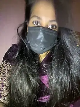 umairahaasan 1 online show from April 8, 10:28 am