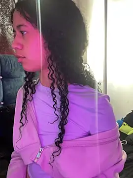 jadee8 online show from March 27, 8:42 pm