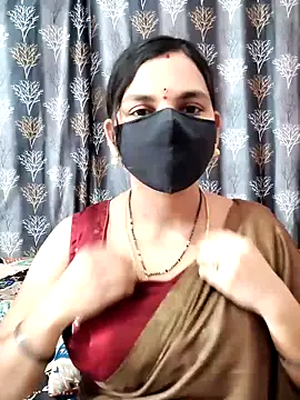 Lalitha-1995 online show from May 20, 5:26 am