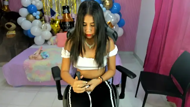 Mindy 19 online show from October 10, 10:53 am