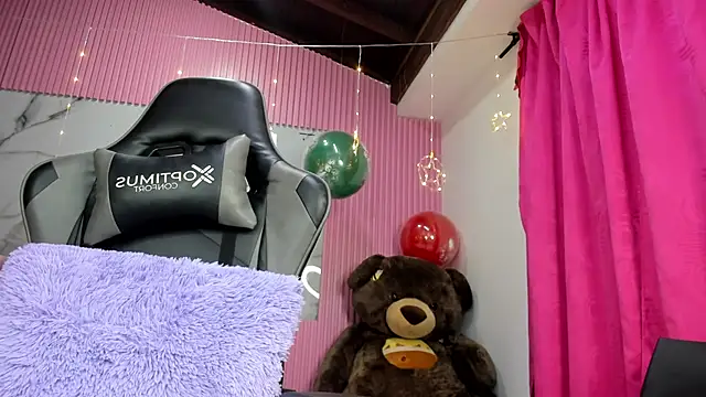 Mindy 19 online show from February 6, 11:57 am