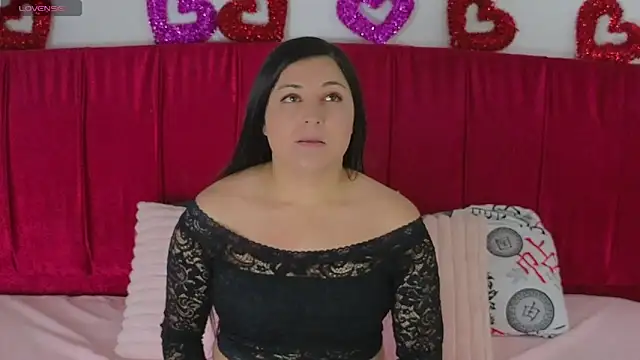 cuteeimy online show from May 7, 7:39 pm