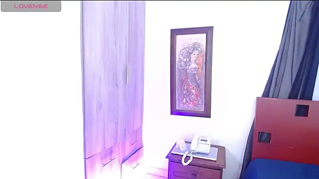 Snapshot of MONIQUE-LAMOUR chatting on September 8, 8:19 pm MONIQUE-LAMOUR online show from September 8, 8:19 pm