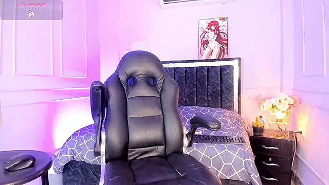 SwettRenata  online show from March 10, 1:15 pm