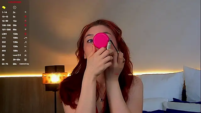 Nora  Ray online show from April 29, 9:20 pm