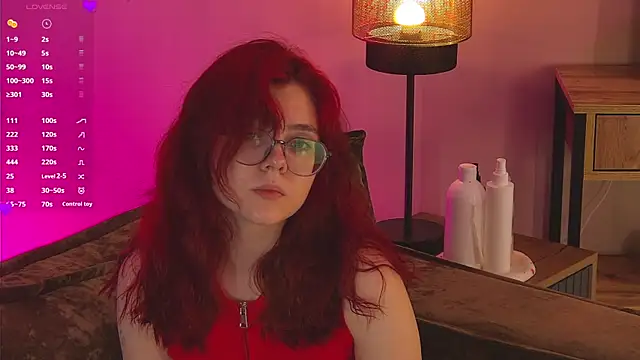 Nora  Ray online show from July 11, 7:08 am