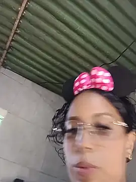 Fernanda30 online show from May 11, 9:23 pm