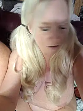 Bouncy-Bella28X online show from May 16, 10:29 am