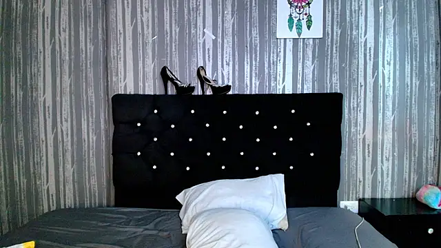 Alicee Moonn online show from January 16, 10:06 pm