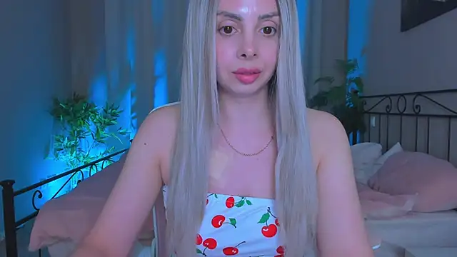 VelvetEliza online show from May 5, 10:13 pm