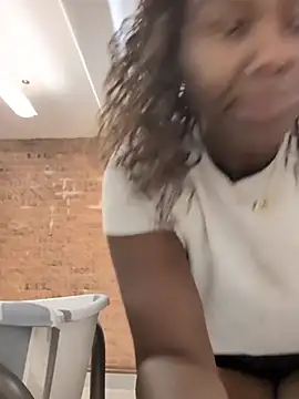 MilkyMarie1 online show from November 10, 2:45 pm