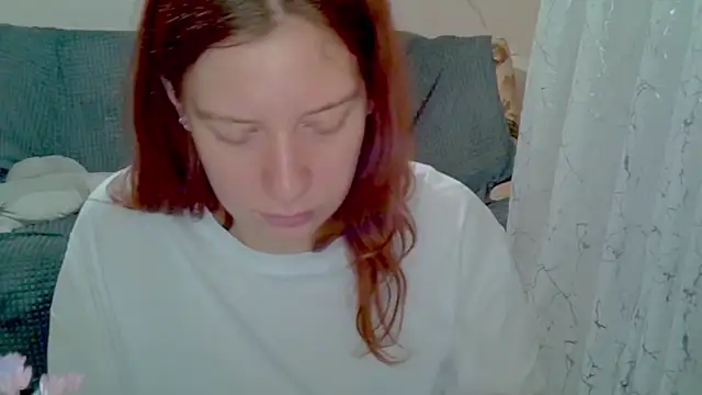 Lily Ember online show from March 19, 8:13 pm