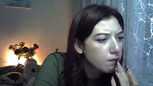 Lily Ember online show from October 7, 7:51 pm