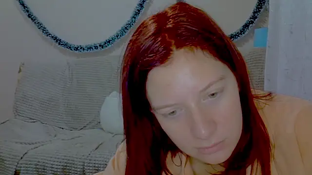 Lily Ember online show from December 20, 7:29 pm