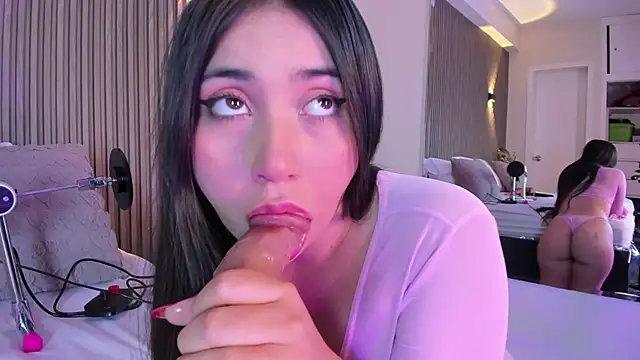 AlissonHarperr online show from April 29, 5:15 pm