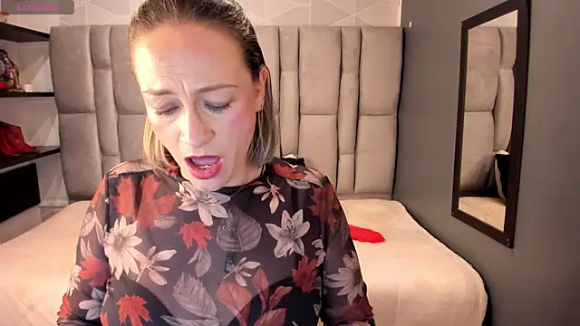 Charlot milf online show from May 6, 12:42 pm