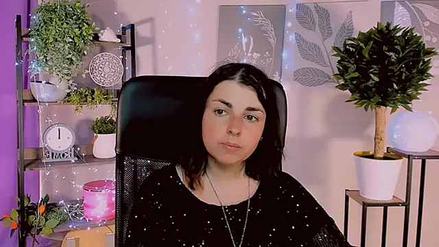 MartaEdams online show from May 20, 6:21 am