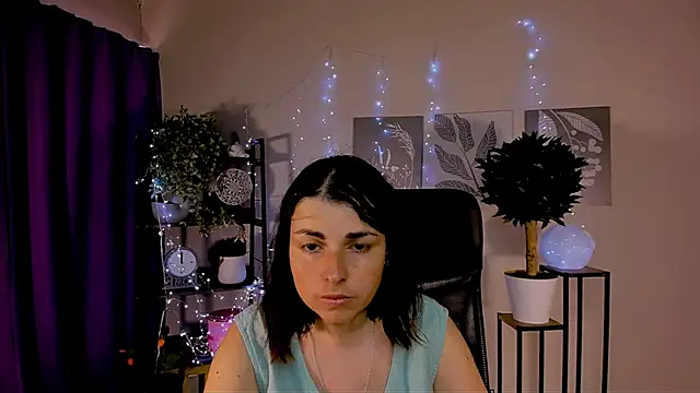 MartaEdams online show from May 18, 9:04 am
